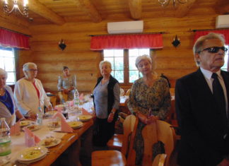 GORZYCE. UNIWERSYTET TRZECIEGO WIEKU ZAINAUGUROWAŁ ROK AKADEMICKI