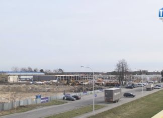 2024.02.21 – „GALERIA” OKROJONA, N-PARK ROŚNIE