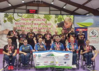 SUKCESY TENISISTÓW STOŁOWYCH IKS JEZIORO TARNOBRZEG