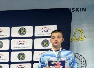 BRĄZ DLA ALBERTA BORKOWSKIEGO W MIĘDZYWOJEWÓDZKICH DRUŻYNOWYCH MISTRZOSTWACH MŁODZIKÓW 13-LETNICH W PŁYWANIU