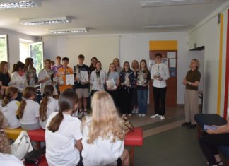 ZNAMY LAUREATÓW POWIATOWEGO KONKURSU “FANFIK. MAŁY KSIĄŻĘ JAKIEGO NIE ZNAMY”