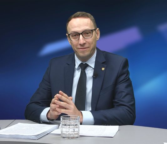 PYTAMY WPROST Z DNIA 3 STYCZNIA 2025 – ŁUKASZ NOWAK