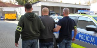 50-LATEK ODPOWIE ZA UPORCZYWE NĘKANIE