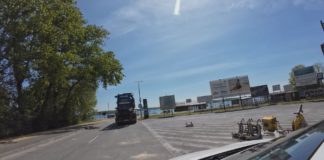 UTRUDNIENIA W RUCHU W REJONIE JEZIORA TARNOBRZESKIEGO