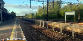 16-LATEK POTRĄCONY PRZEZ POCIĄG. PRZEŻYŁ