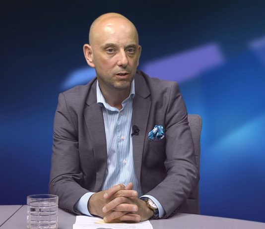 PYTAMY WPROST Z DNIA 9 MAJA 2025 – PAWEŁ BARTOSZEK