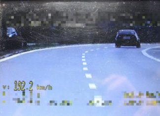 PĘDZIŁ Z PRĘDKOŚCIĄ BLISKO 200 KM/H, BO SPIESZYŁ SIĘ NA SPRAWDZIAN Z MATEMATYKI