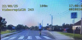 UCIEKAŁ NA HULAJNODZE ELEKTRYCZNEJ PRZED POLICJANTAMI