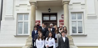 OŚMIU WSPANIAŁYCH TARNOBRZEGA