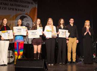 BLISKO 100 ARTYSTÓW NA DWÓCH SCENACH – I OGÓLNOPOLSKI FESTIWAL IM. MARKA SOCHACKIEGO W SANDOMIERZU