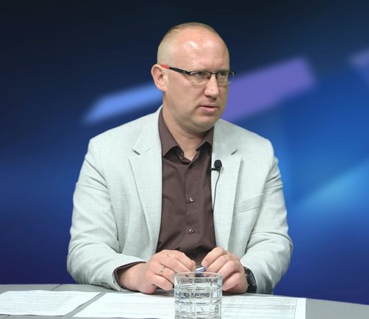 PYTAMY WPROST Z DNIA 27 MARCA 2026 – DAMIAN KARBOWNICZAK
