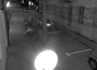 TRZECH MĘŻCZYZN ODPOWIE ZA POBICIE 41-LATKA